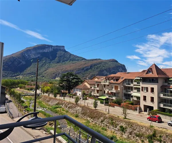 Location appartement 3 pièces - 73.87m² à Voreppe (38340)