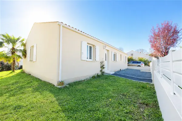 Maison à vendre - BREUIL MAGNE, 5 pièces