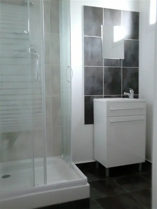 Appartement à louer - Ambérieu-en-Bugey, 2 pièces