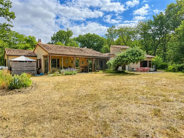 Maison à vendre - VERRUE, 4 pièces
