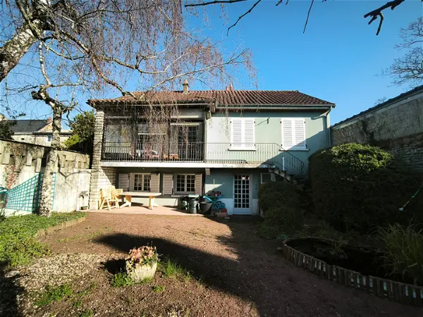 Achat maison 4 pièces - 108m² à Neuville de poitou (86170)