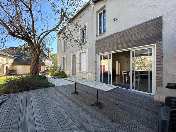 Maison à vendre - COUR CHEVERNY, 8 pièces