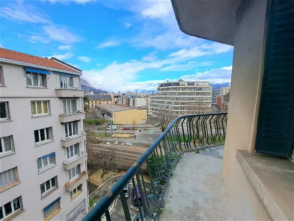 Appartement à louer - Grenoble, 2 pièces