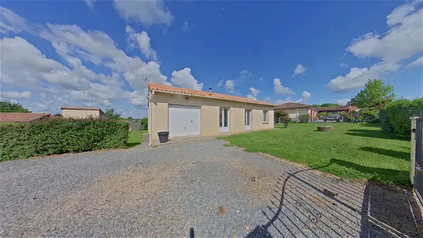 Maison à vendre - L ISLE JOURDAIN, 5 pièces