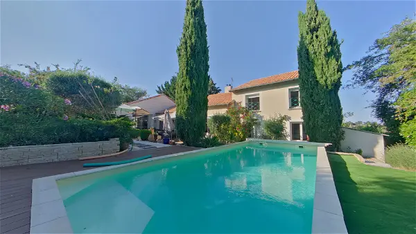 Maison à vendre - SAINT BENOIT, 7 pièces