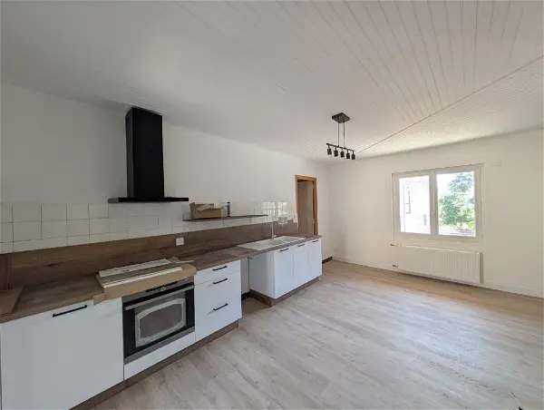 Location appartement 4 pièces - 120m² à Portes-lès-valence (26800)