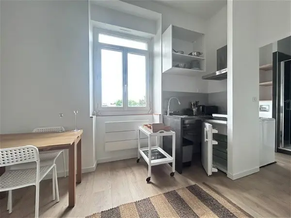 Location appartement 1 pièce - 18m² à Nantes (44000)