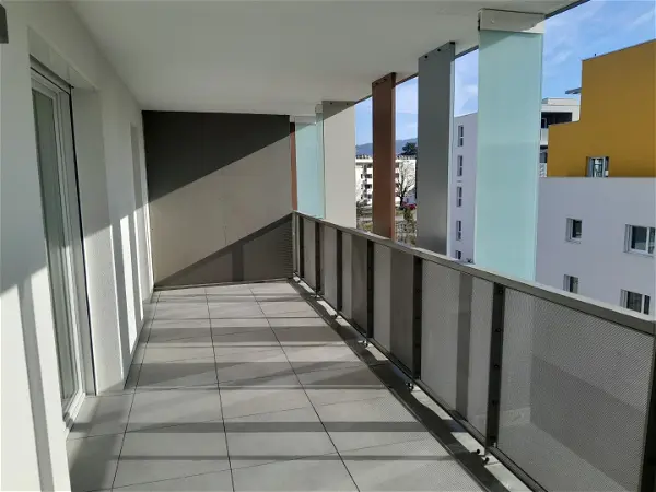 Appartement à louer - MEYTHET, 4 pièces