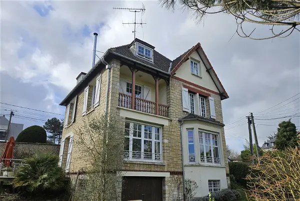 Maison à vendre - MONT SAINT AIGNAN, 8 pièces