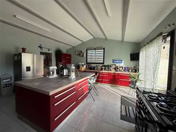 Achat maison 6 pièces - 163m² à Surgeres (17700)