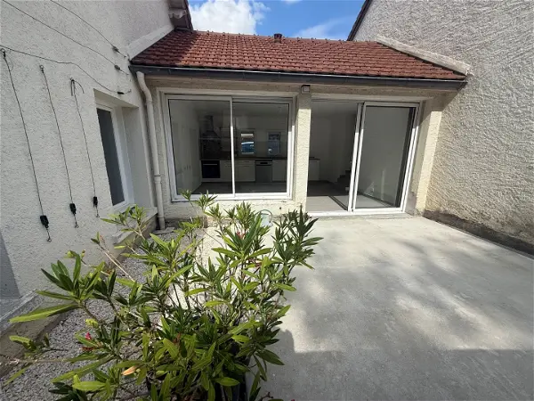 Maison à louer - MONTS, 2 pièces