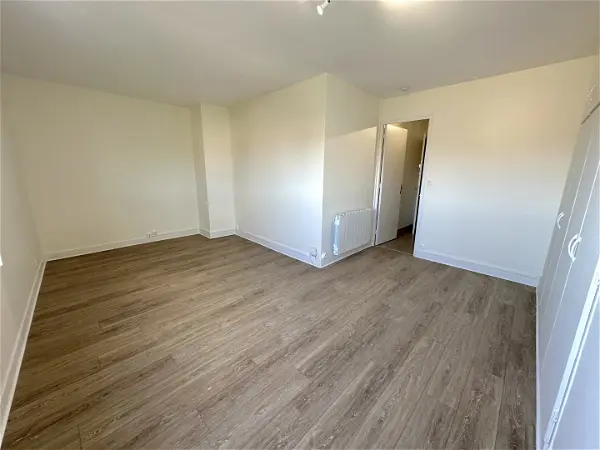 Location appartement 1 pièce - 26.06m² à Bordeaux (33800)