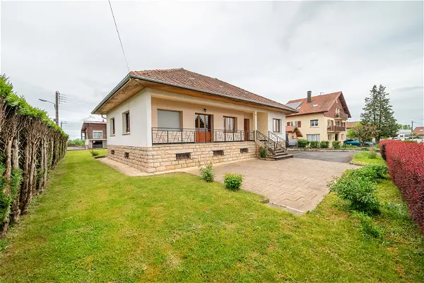 Maison à vendre - VERCEL VILLEDIEU LE CAMP, 6 pièces