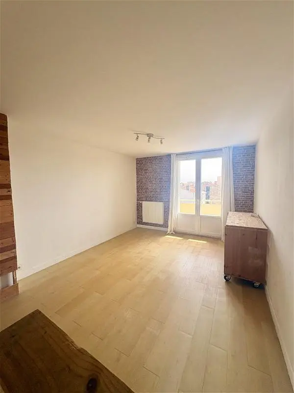Appartement à louer - Romans-sur-Isère, 3 pièces