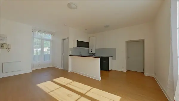 Appartement à louer - SCORBE CLAIRVAUX, 3 pièces