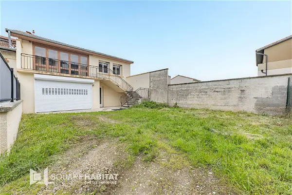 Achat maison 5 pièces - 134m² à Saint sorlin en valloire (26210)