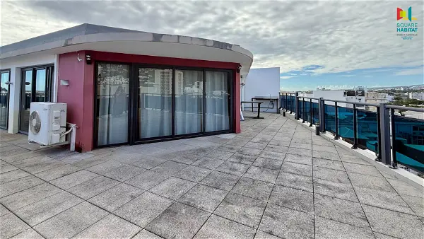 Appartement à vendre - SAINT DENIS, 4 pièces