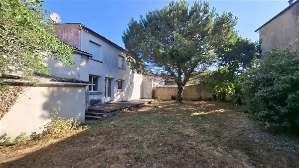 Location maison 5 pièces - 153.54m² à Saint maixent l ecole (79400)