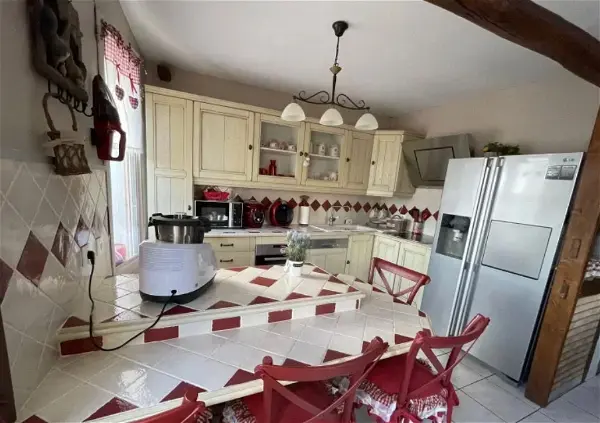 Achat appartement 4 pièces - 95m² à Vierzon (18100)