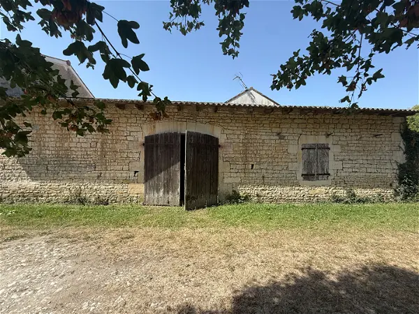 Achat terrain - 1189m² à Surgeres (17700)