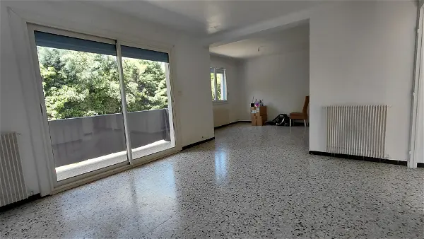 Appartement à louer - SALON DE PROVENCE, 3 pièces