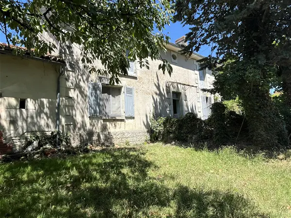 Achat maison 3 pièces - 82m² à Nueil sous faye (86200)