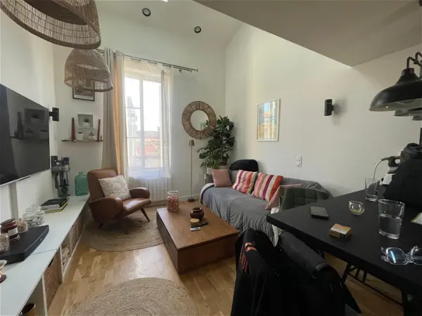 Location appartement 2 pièces - 34.24m² à Bordeaux (33800)