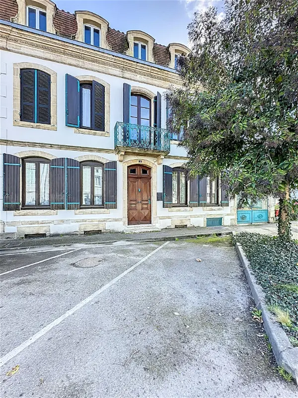 Achat maison 7 pièces - 210m² à Sainte livrade sur lot (47110)