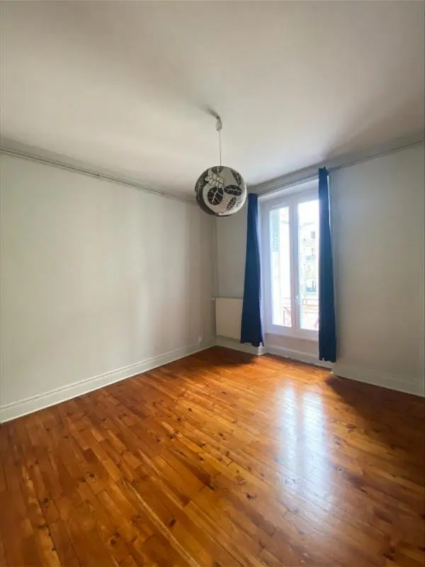 Appartement à louer - Grenoble, 2 pièces