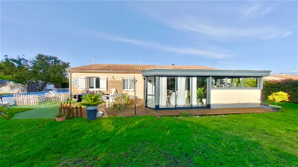 Maison à vendre - VOUILLE, 6 pièces