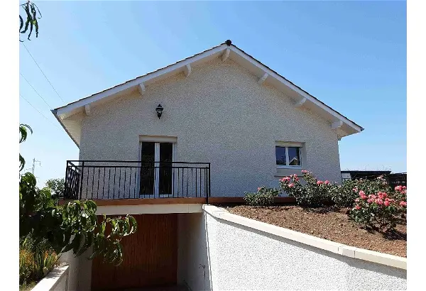 Maison à louer - Frontonas, 4 pièces