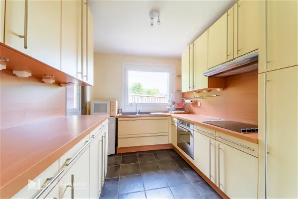 Appartement à louer - Mons-en-Barœul, 3 pièces
