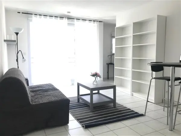Location appartement 2 pièces - 35.07m² à Marseille (13005)