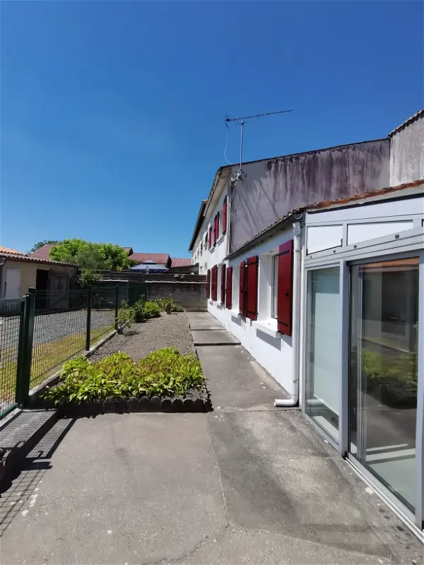 Location maison 3 pièces - 64.05m² à Chermignac (17460)