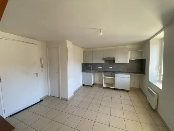 Appartement à louer - LA SAULCE, 2 pièces