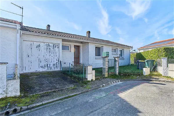 Maison à vendre - LE PASSAGE, 4 pièces