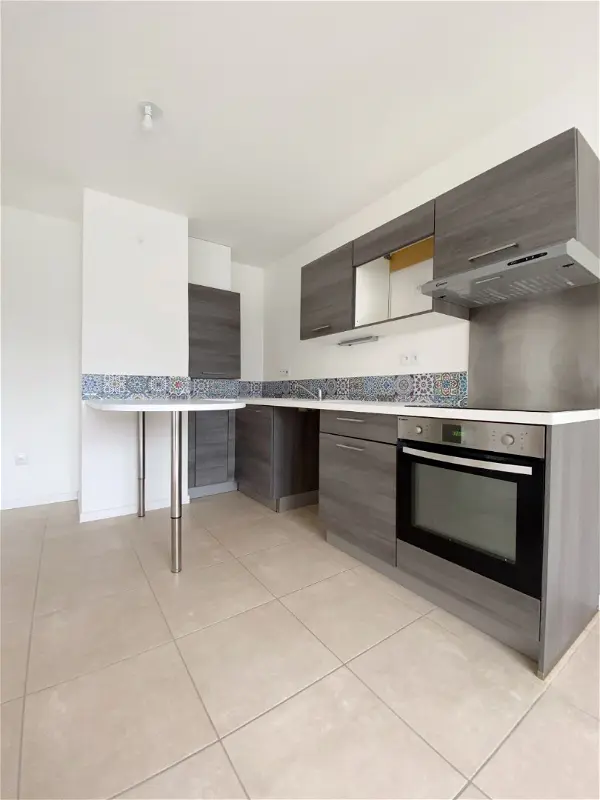 Location appartement 3 pièces - 62.21m² à Orleans (45100)