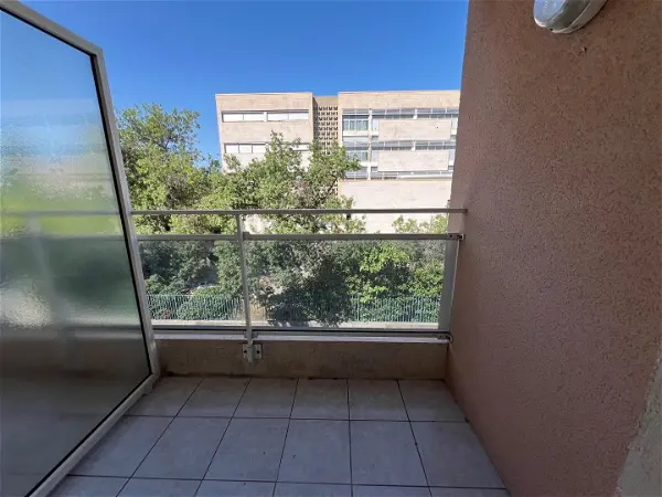 Location appartement 1 pièce - 19.5m² à Salon de provence (13300)