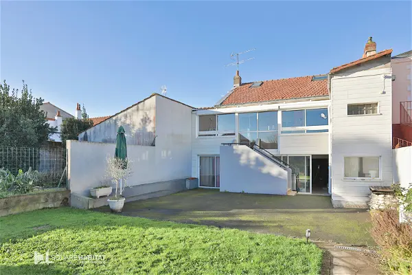 Maison à vendre - LA ROCHE SUR YON, 5 pièces