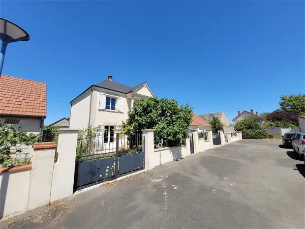Achat maison 5 pièces - 141m² à Fleury les aubrais (45400)