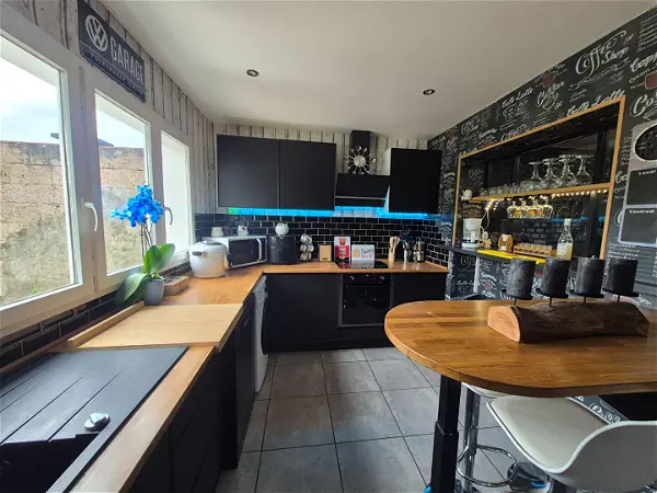 Maison à vendre - BRUAY LA BUISSIERE, 7 pièces