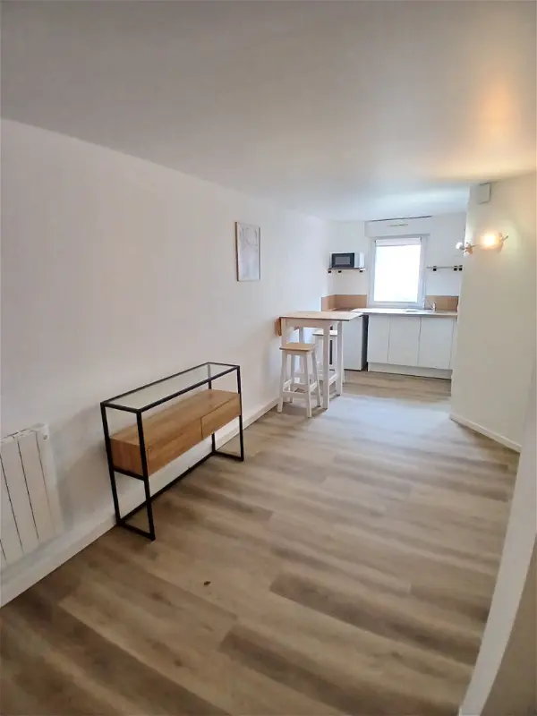Location appartement 1 pièce - 20m² à Laval (53000)