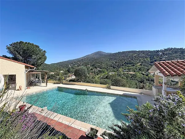 Maison à vendre - LE BOULOU, 7 pièces