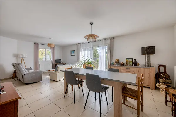 Achat maison 4 pièces - 92.5m² à Leognan (33850)