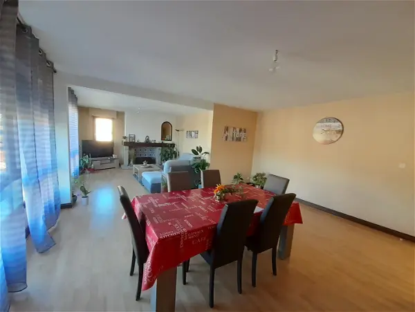 Location appartement 4 pièces - 126.53m² à Le rouget (15290)