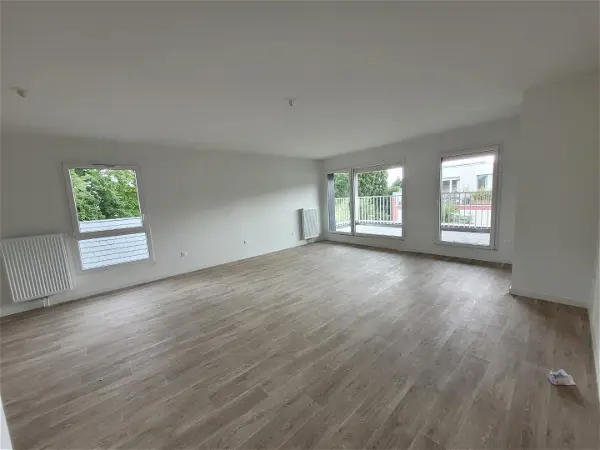 Location appartement 4 pièces - 91.35m² à Loos (59120)