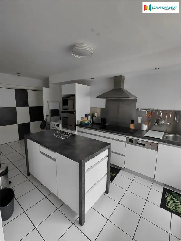 Location appartement 2 pièces - 62.01m² à Nay (64800)