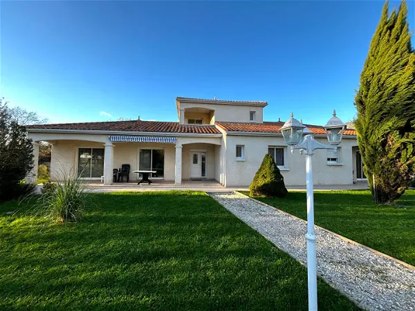Maison à vendre - SAUJON, 6 pièces