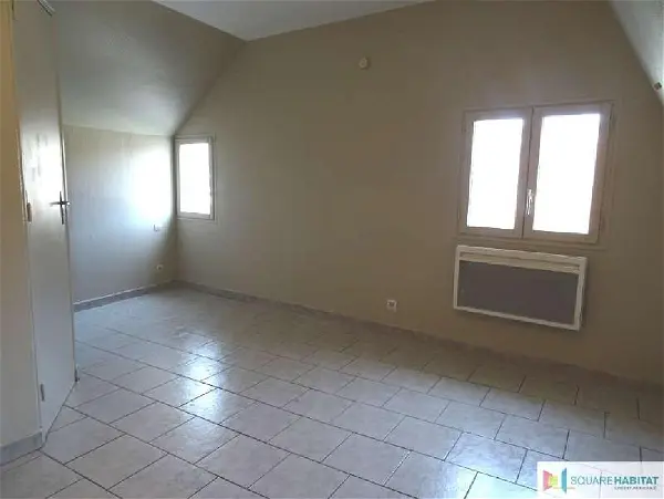 Studio à louer - AUXERRE