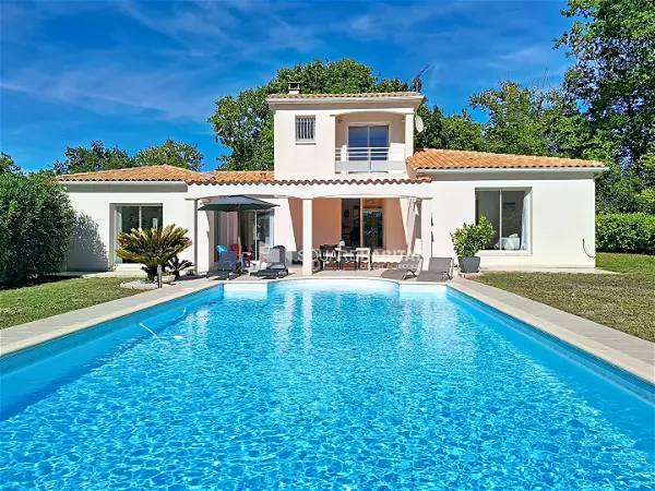 Achat maison 5 pièces - 150m² à Breuillet (17920)